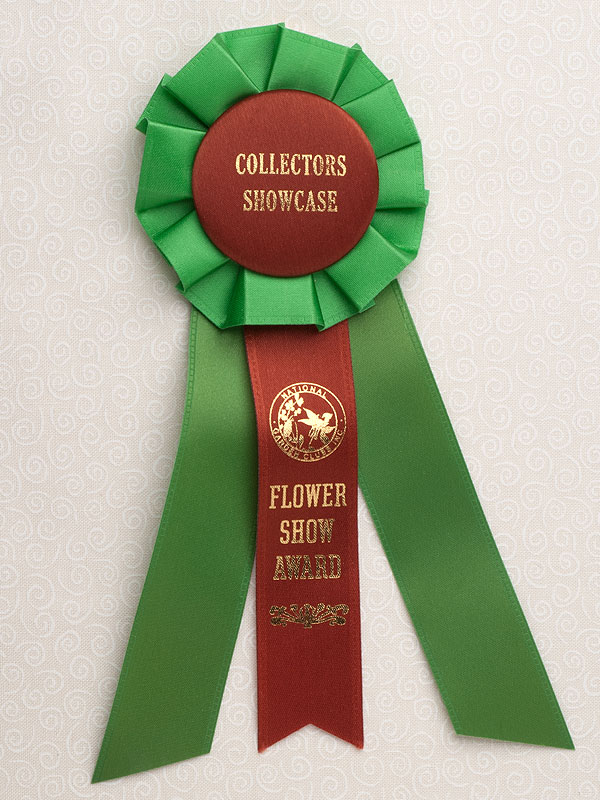 Petite Collectors Showcase Award Rosette